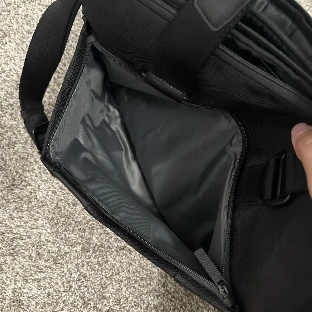 Tumi T-Tech Expandable Black Crossbody Briefcase Bag 58614D